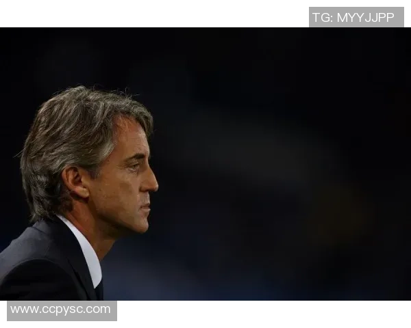 足球球星动态聚焦:明星球员最新表现与转会热点分析 足球球星动态聚焦:明星球员最新表现与转会热点分析